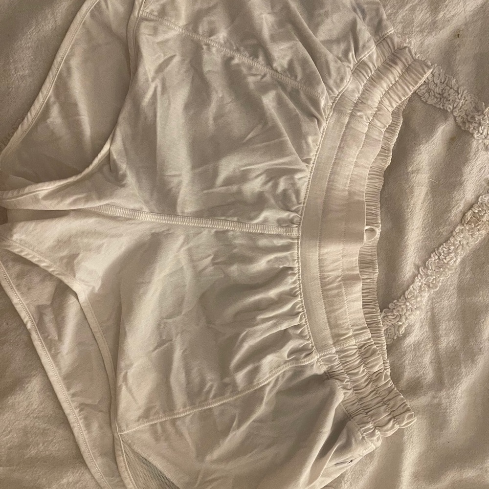 White lululemon shorts